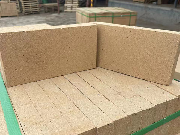 How to check whether refractory bricks are qualified?