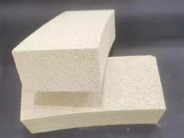 Mullite brick